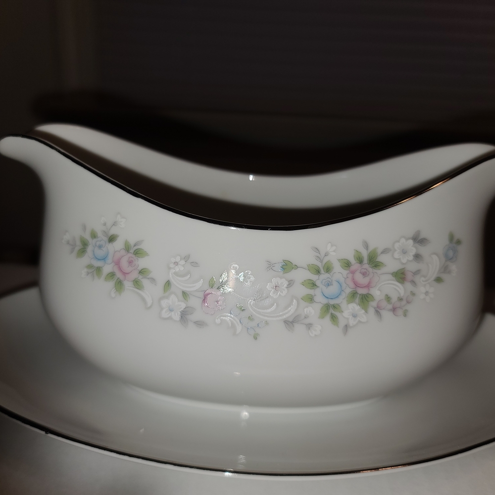 Vintage Carlion Japan Corsage 481 Floral Patterned Gravy Boat with Saucer